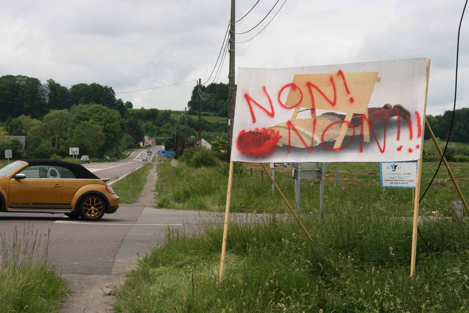 panneau vandalisé x1